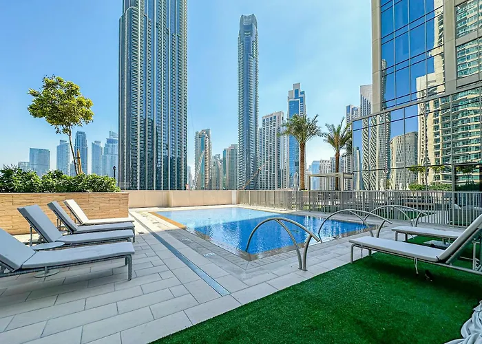 Higuests - Contemporary Comfort 1Br Apt In Forte Tower 1