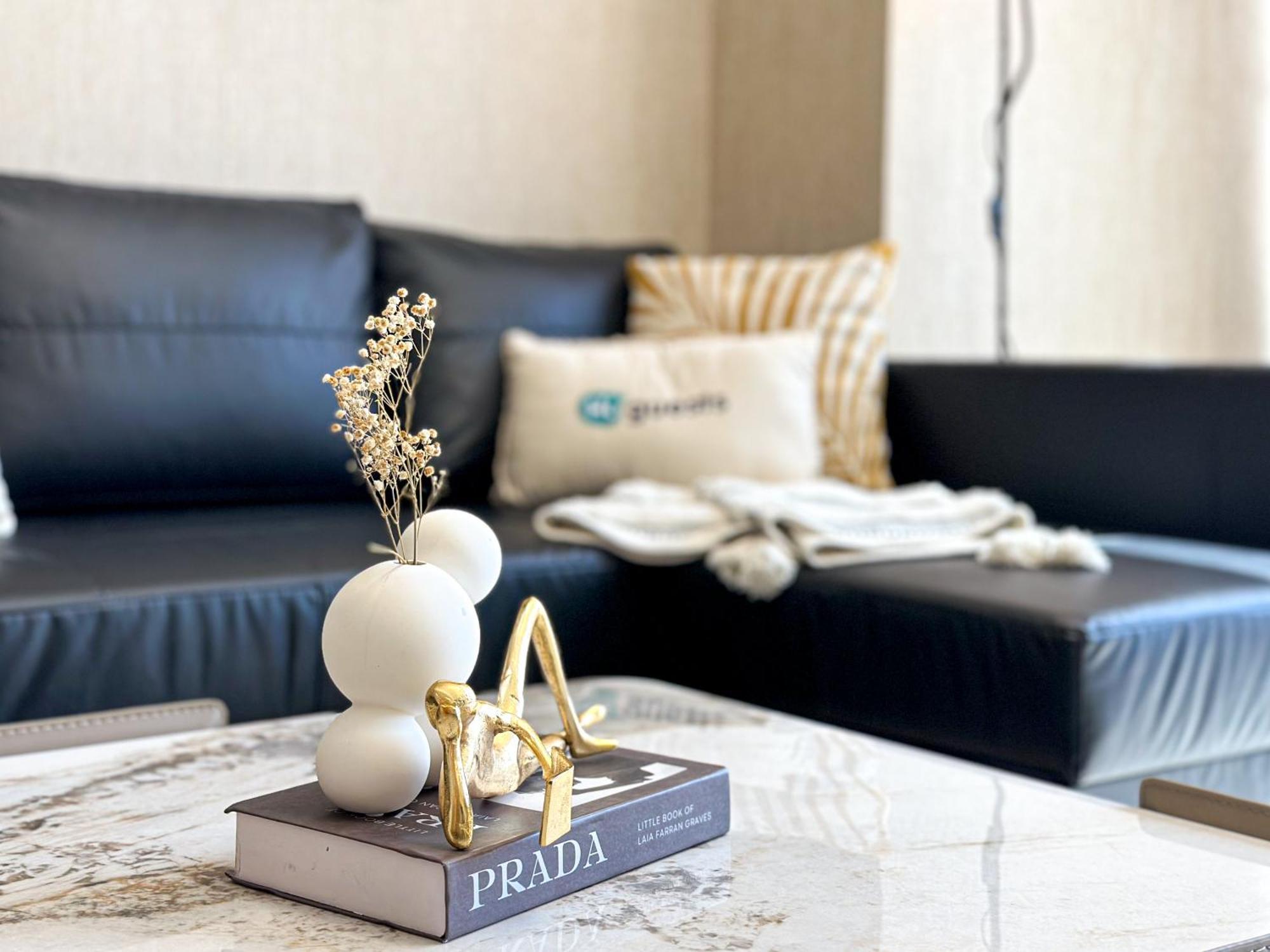 Apartment Higuests - Contemporary Comfort 1br In Tower 1 Dubai