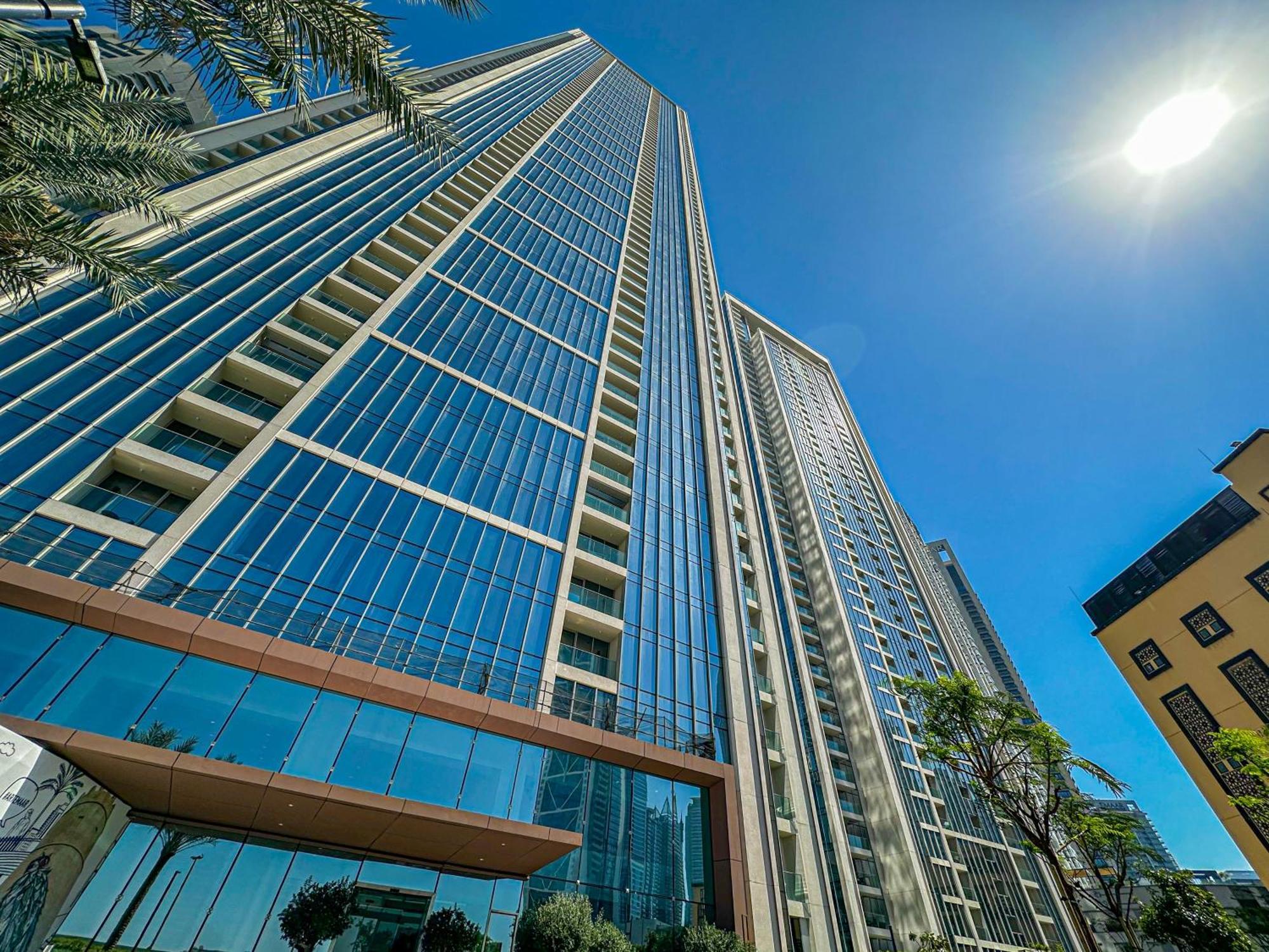 Higuests - Contemporary Comfort 1br In Tower 1 Apartment
